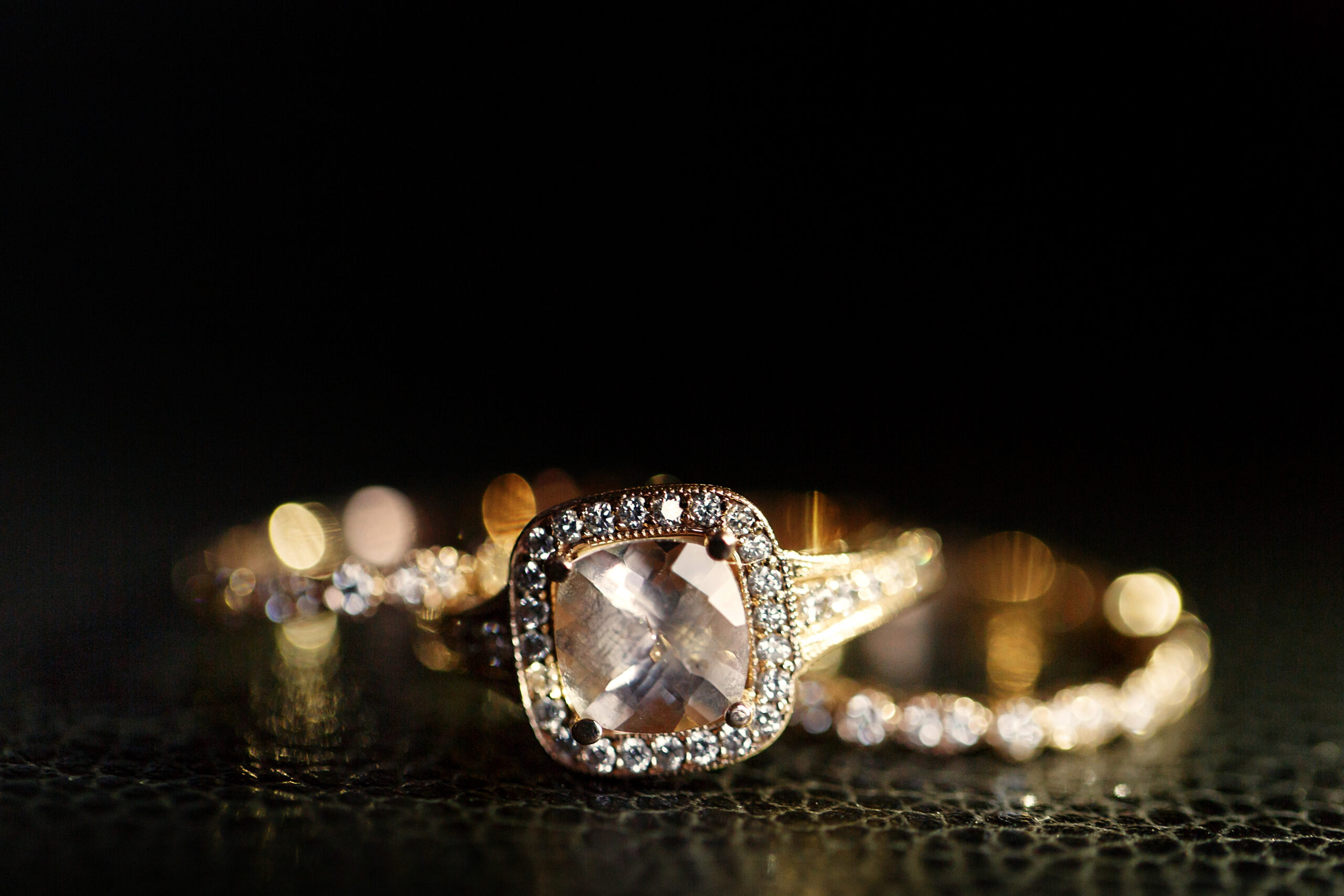Bien vendre ses bijoux en Suisse